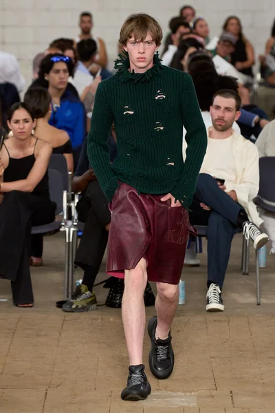Look 34